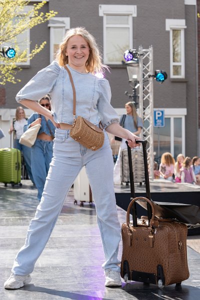 Modeshow 091_.jpg